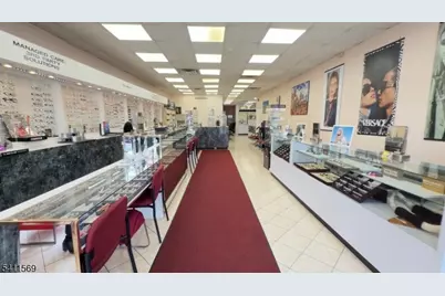 6110 Bergenline Ave, West New York, NJ 07093 - Photo 16
