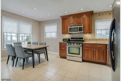 499 Old Stage Rd, Spotswood, NJ 08884 - Photo 6