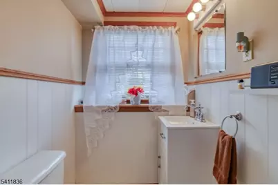 499 Old Stage Rd, Spotswood, NJ 08884 - Photo 14