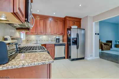 499 Old Stage Rd, Spotswood, NJ 08884 - Photo 8