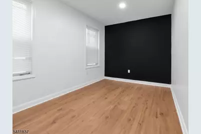 45 Seymour Ave, Newark, NJ 07108 - Photo 6