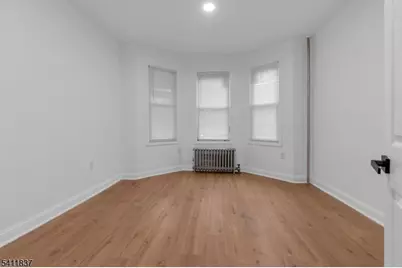 45 Seymour Ave, Newark, NJ 07108 - Photo 4