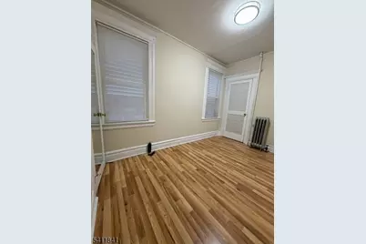 60 Vermont Ave #2, Newark, NJ 07106 - Photo 2