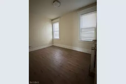 60 Vermont Ave #2, Newark, NJ 07106 - Photo 8