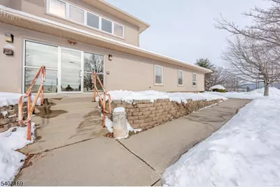 1000 Coventry Dr, Lopatcong Township, NJ 08865 - Photo 2