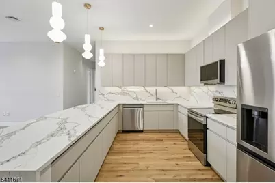 1722 Springfield Ave #402, Maplewood Twp., NJ 07040 - Photo 12