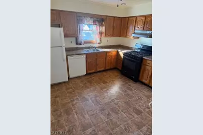 55 Harrison St #2, Belleville, NJ 07109 - Photo 2