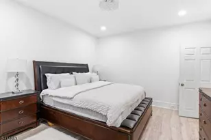 209 Taylor St, Orange, NJ 07050 - Photo 10