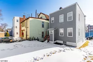 209 Taylor St, Orange, NJ 07050 - Photo 16