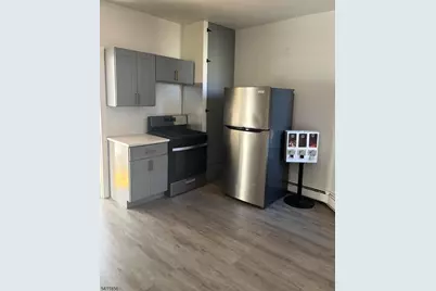 86 Center St #3f, Clifton, NJ 07011 - Photo 4