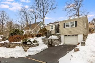 19 Pinecrest Ter, Wayne, NJ 07470 - Photo 1