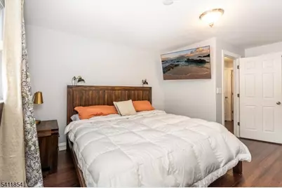 19 Pinecrest Ter, Wayne, NJ 07470 - Photo 24