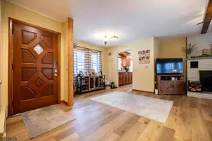 16 Dogwood Ln, Washington Township, NJ 07882 - Photo 2