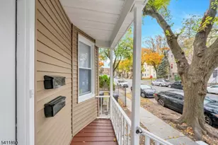 30 Linden Ave, East Orange, NJ 07018 - Photo 4