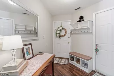 16 Quincy Ln, West Milford, NJ 07480 - Photo 4