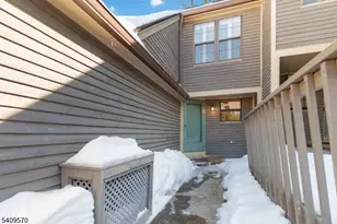 16 Quincy Ln, West Milford, NJ 07480 - Photo 2