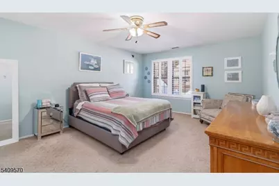 16 Quincy Ln, West Milford, NJ 07480 - Photo 20