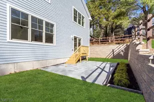 8 Church St, Stockton, NJ 08559 - Photo 32