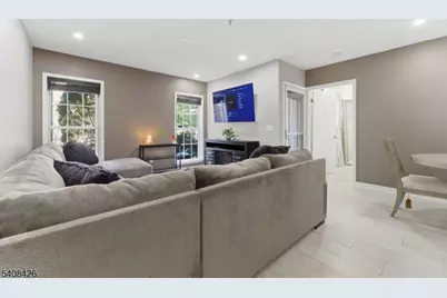 2108 Schindler Ln, Wayne Twp., NJ 07470 - Photo 2