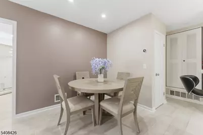 2108 Schindler Ln, Wayne Twp., NJ 07470 - Photo 12