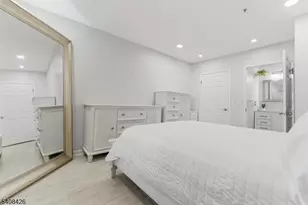 2108 Schindler Ln, Wayne Twp., NJ 07470 - Photo 14