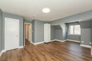 56 Woods Edge Dr, Roxbury Township, NJ 07876 - Photo 16