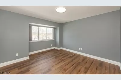 56 Woods Edge Dr, Roxbury Township, NJ 07876 - Photo 18