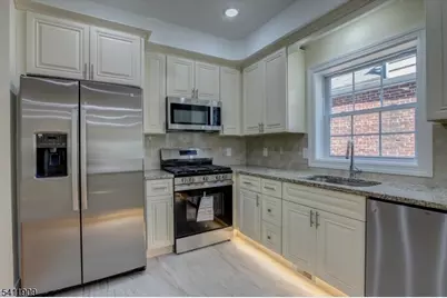 59 Sunset Ave, Newark, NJ 07106 - Photo 6