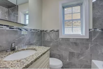59 Sunset Ave, Newark, NJ 07106 - Photo 26