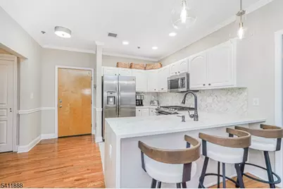 501 9th St #303, Hoboken, NJ 07030 - Photo 4