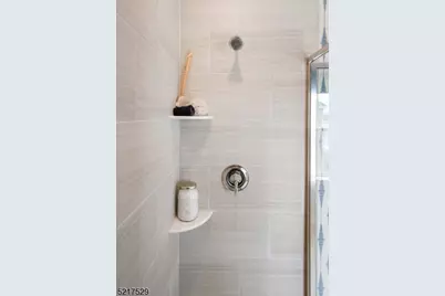 34 Eastwood Ter #34, East Hanover Township, NJ 07936 - Photo 18