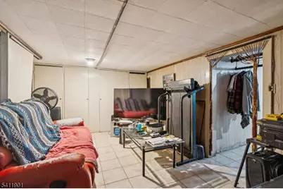 7 Wolf Pl, Irvington, NJ 07111 - Photo 18