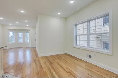 68 Lindsley Ave, Newark, NJ 07106 - Photo 8