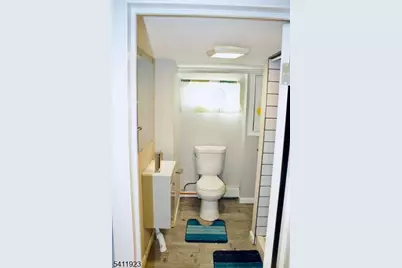 17-19 Dupont St, North Plainfield, NJ 07060 - Photo 16