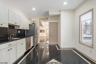 302 Walnut Ave, Cranford Township, NJ 07016 - Photo 16