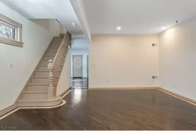 302 Walnut Ave, Cranford Township, NJ 07016 - Photo 10