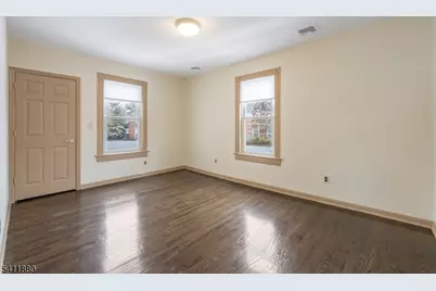 302 Walnut Ave, Cranford Township, NJ 07016 - Photo 22