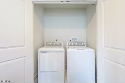 81 Eastwood Ter #81, East Hanover Township, NJ 07936 - Photo 28