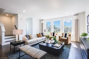 81 Eastwood Ter, East Hanover Township, NJ 07936 - Photo 16