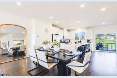 81 Eastwood Ter #81, East Hanover Township, NJ 07936 - Photo 10