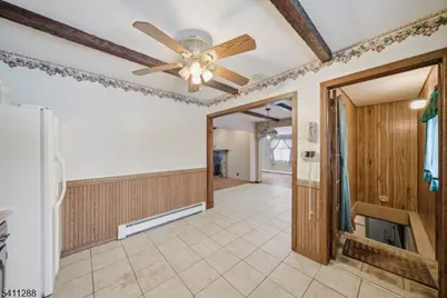 13 Iroquois Ave, Parsippany, NJ 07034 - Photo 12