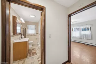 13 Iroquois Ave, Parsippany, NJ 07034 - Photo 34