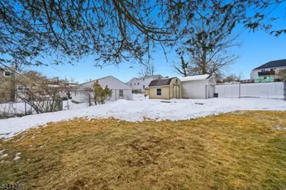 13 Iroquois Ave, Parsippany, NJ 07034 - Photo 44