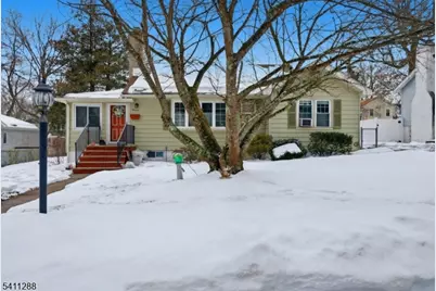 13 Iroquois Ave, Parsippany, NJ 07034 - Photo 2