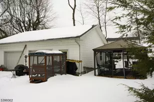 29 Forest Rd, Mount Olive, NJ 07828 - Photo 16