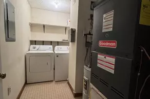 62 Heritage Ln, Hamburg, NJ 07419 - Photo 4