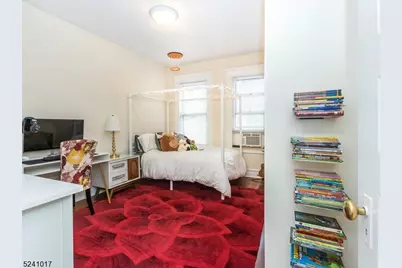 190 Hillside Ave, Glen Ridge, NJ 07028 - Photo 16