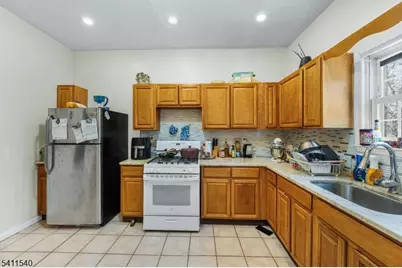 30 N 11th St, Newark, NJ 07107 - Photo 6