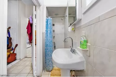 30 N 11th St, Newark, NJ 07107 - Photo 12