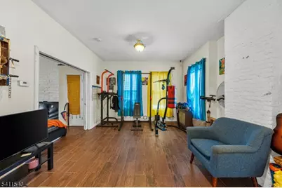 30 N 11th St, Newark, NJ 07107 - Photo 2